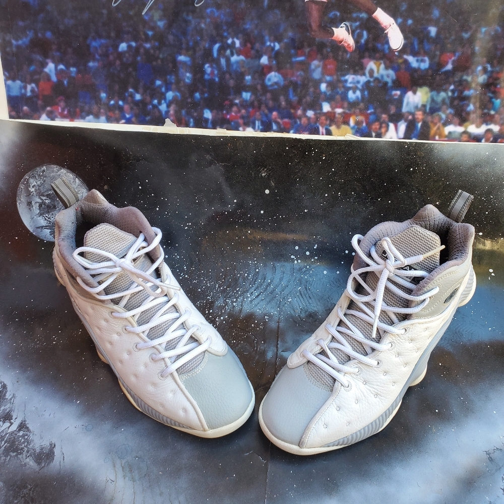 Nike Jordans size 11 white / grey - clean